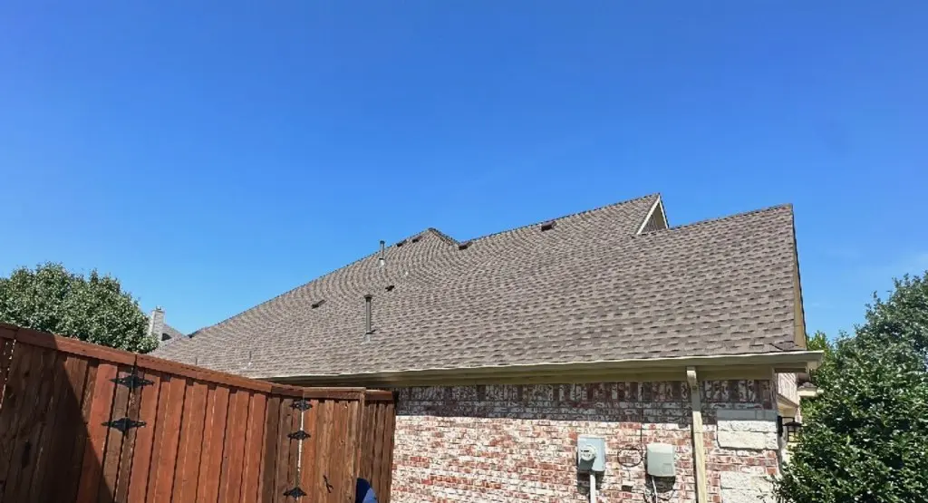 Completed roof replacement project in Gateway